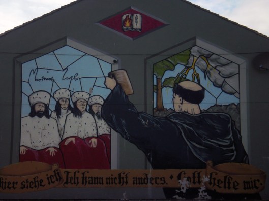 Hopewell Crescent, Lower Shankhill Road, photo © Francis Stewart